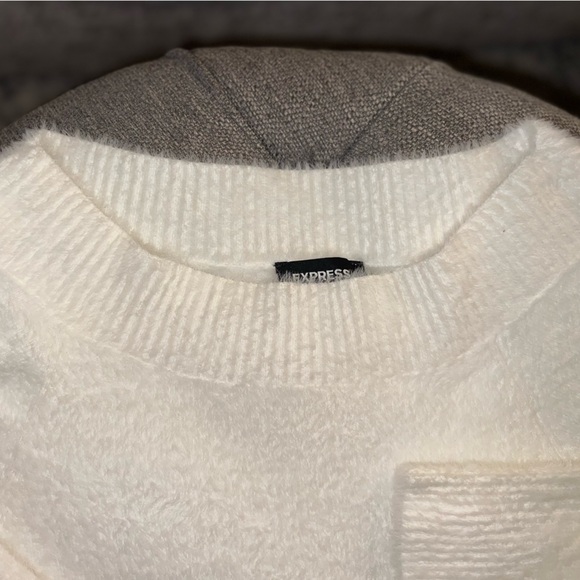 NEW with tags! Medium EXPRESS Very Soft Furry Sweater White NICE - Picture 8 of 9